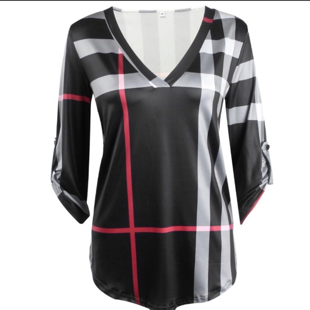 NWT- Black Plaid Long Sleeve V Neck Pullover Shirt - Picture 4 of 6